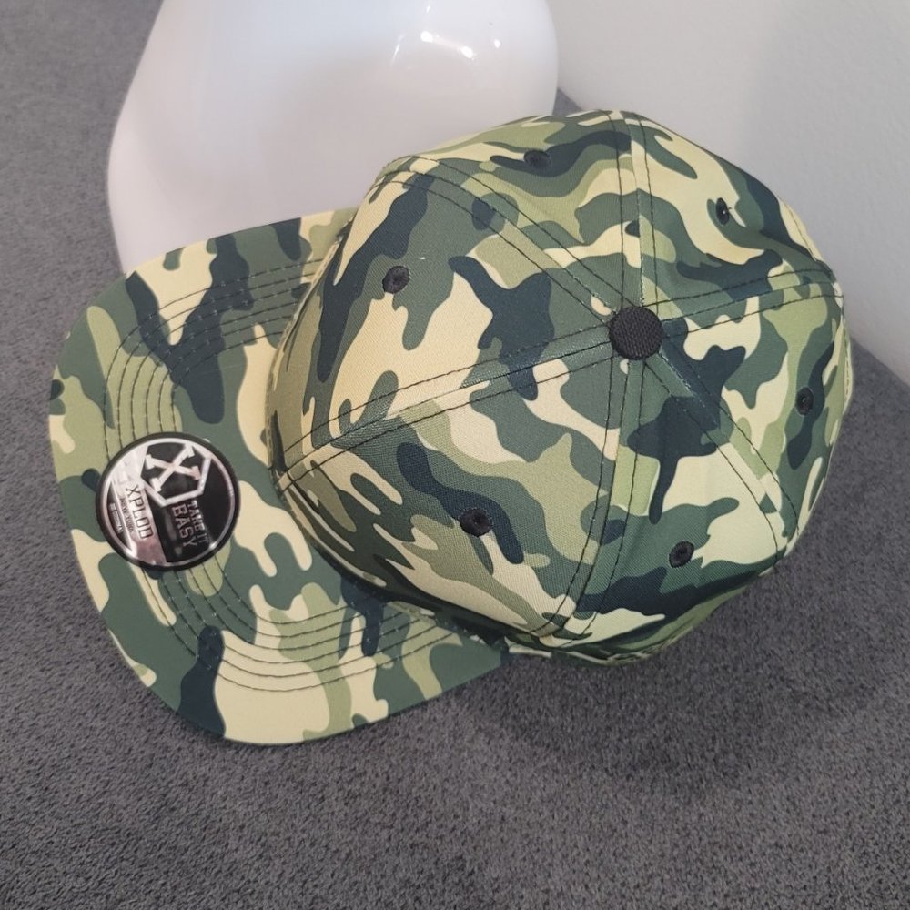 MEN'S CAMO SNAPBACK CAP - Picture 2 of 4